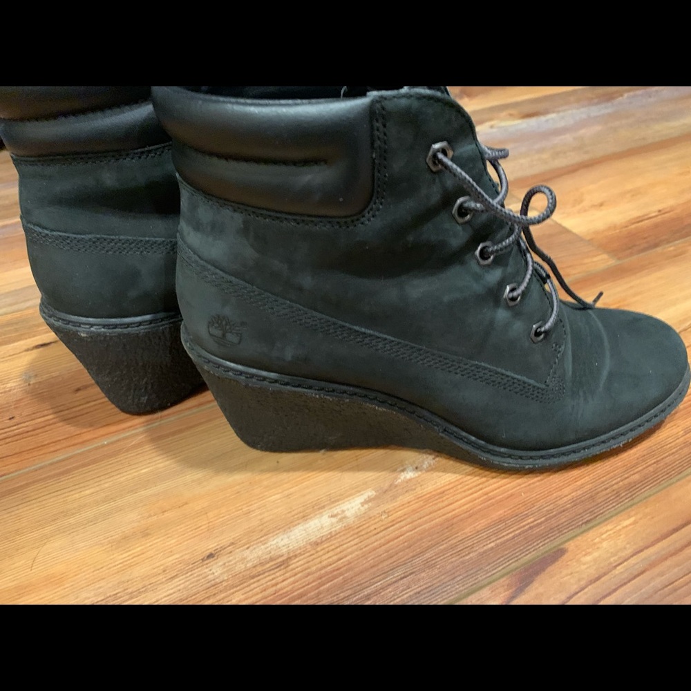 Timberland black leather wedge boots 8